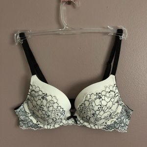 Victoria's Secret Dream Angels Push-Up Bra 34A